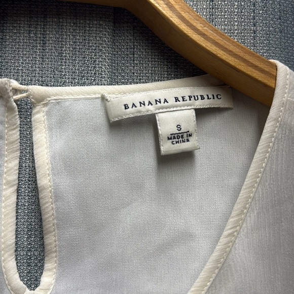 🏴 Banana Republic Cream and Black Sleeveless Tank Top size small - Picture 7 of 9